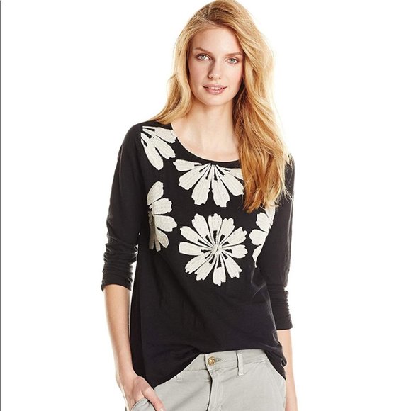 {Lucky Brand} Daisy Embroidered Top - Picture 1 of 8